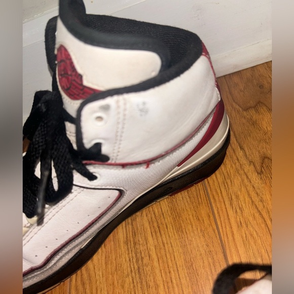 Jordan 2 Retro Varsity Red 2010 size 6Y 23 Chicago bulls - Picture 8 of 14